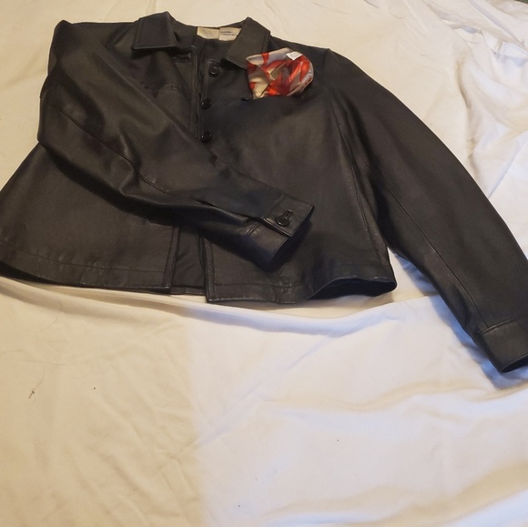 jacket - Picture 3 of 4